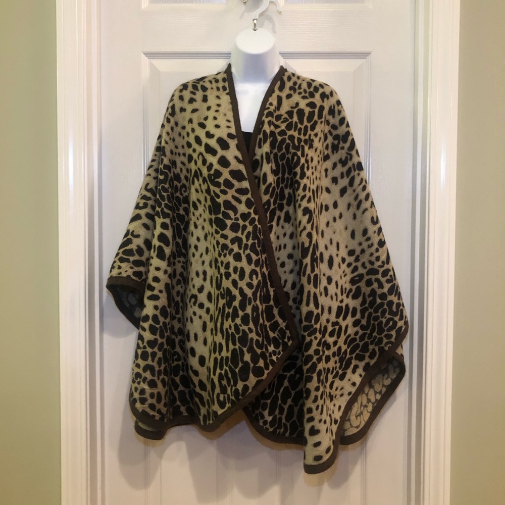 Cheetah Poncho/Shrug